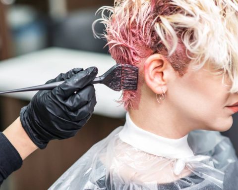 Du surdosage maîtrisé à la marge retrouvée en salon de coiffure